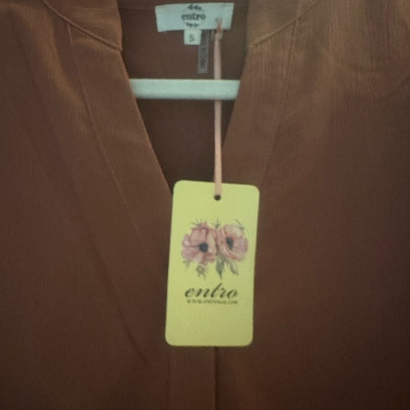 NEW WITH TAGS: ENTRO Mauve Midi Dress - Size SMALL - Picture 3 of 5